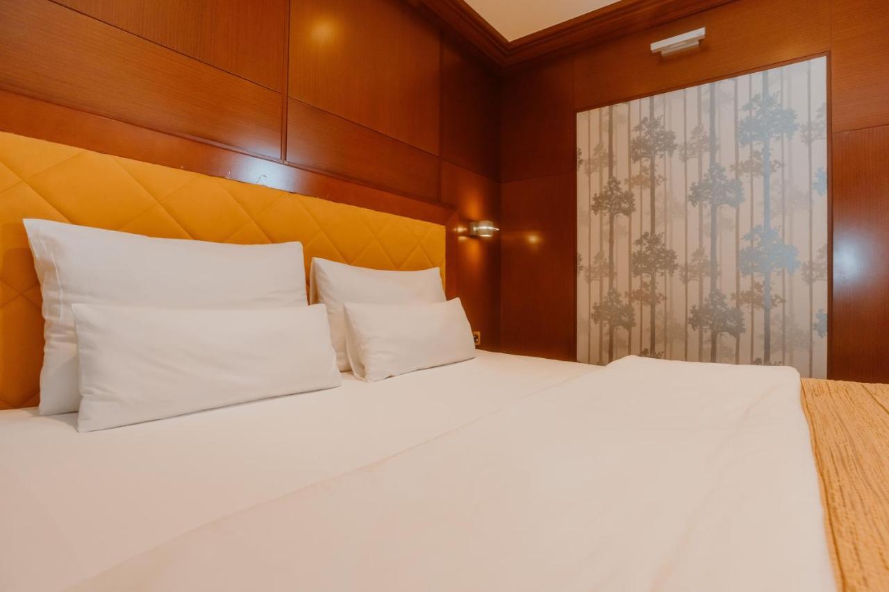 Garni Hotel Aleksandar 诺威萨 外观 照片